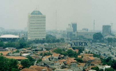 Mess(���̃A�p�[�g)�F�W���J���^�s��