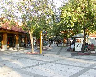 Nusa Dua��DFS, Galleria