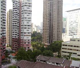 York Hotel�̋q�����猩���i�F