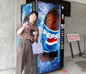 Indonesia�̃e���r�ł�...