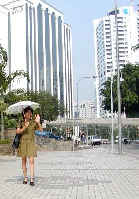 �N�A�������v�[���̒���������ĎU��