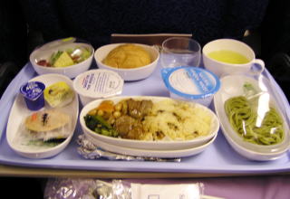 Dinner in Singapore Airline