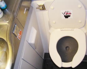Toilet in Singapore Airline