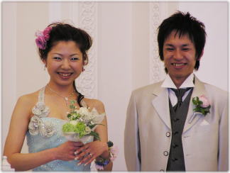 �u�[�P�g�X�̑O